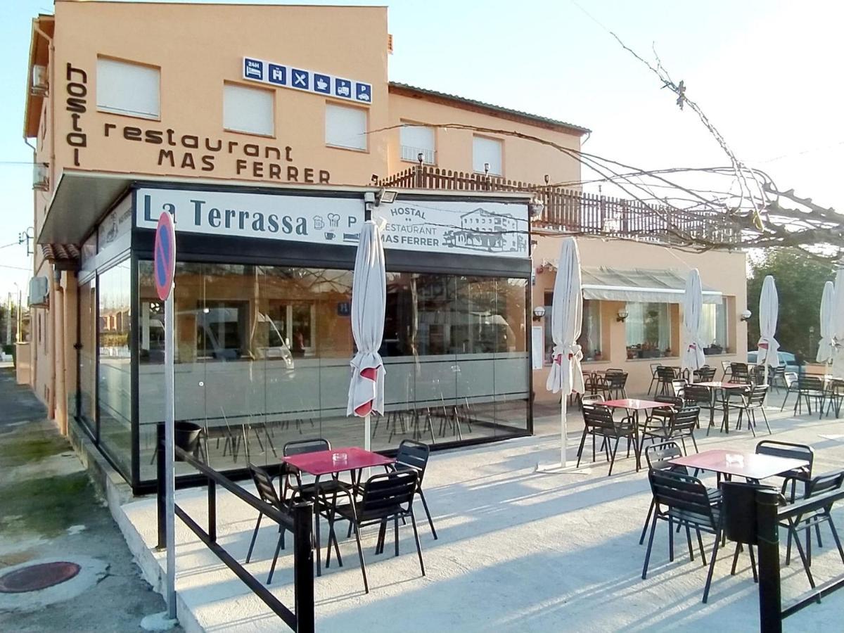 Hostal Mas Ferrer Cornellá de Terri Εξωτερικό φωτογραφία